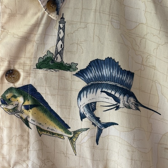 HOOK & TACKLE Swordfish Lighthouse Fishing Nautical Map Button Down Size Medium - Picture 3 of 11